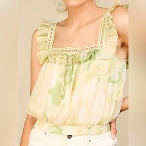 Revolve x Line + Dot Cropped Green/White Ombré Ruffle Top w Elastic Sz. Medium